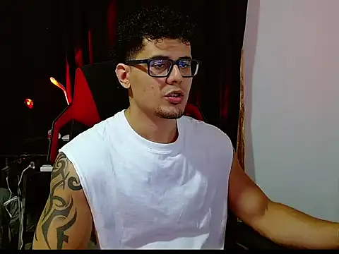 Logan0626 online show from 02.17.26