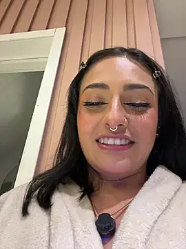 Nanda vixen  online show from 05.16.26