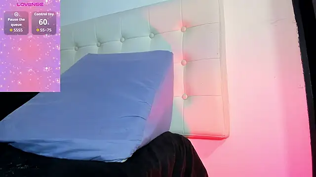 MiaEvans0 online show from 04.09.26