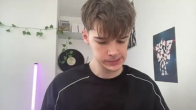 YourMilkyGuy online show from 04.02.26