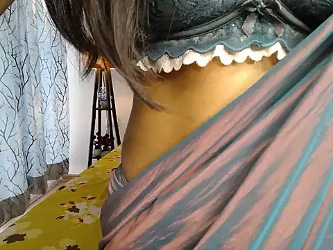 Snapshot of _Shanvii_ chatting on 03.23.26 Shanvii online show from 03.23.26