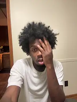 Snapshot of pussyeater_- chatting on 02.19.26 pussyeater - online show from 02.19.26