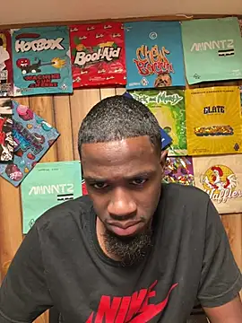 Snapshot of pussyeater_- chatting on 02.27.26 pussyeater - online show from 02.27.26