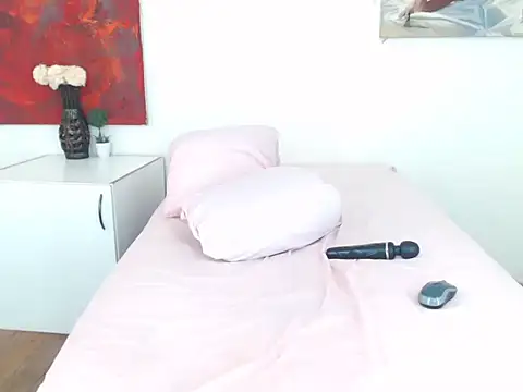 DARKBEAUTY20 online show from 02.14.26