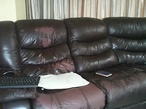 Snapshot of Caramel-Diva chatting on 02.15.26 Caramel-Diva online show from 02.15.26