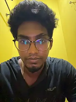 Snapshot of chennai_sexyboy chatting on 03.14.26 chennai sexyboy online show from 03.14.26