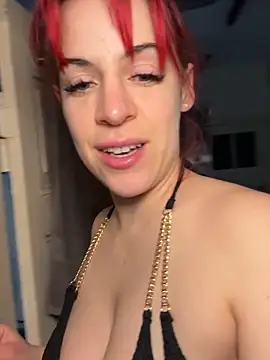 Snapshot of Roxysophie chatting on 02.25.26 Roxysophie online show from 02.25.26