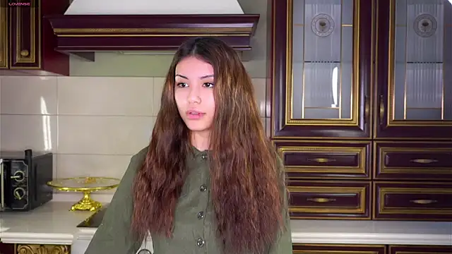 SulemaNeugin online show from 03.13.26