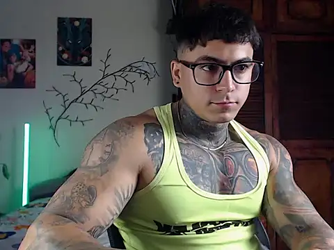 maxstrom111 online show from 04.30.26