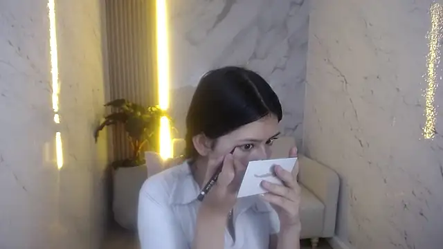 Snapshot of dani_tf chatting on 02.28.26 dani tf online show from 02.28.26