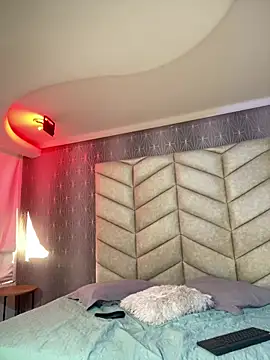 Mily Angel online show from 02.14.26