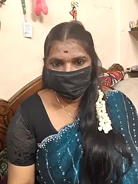 Snapshot of Tamil_uma_69 chatting on 02.25.26 Tamil uma 69 online show from 02.25.26