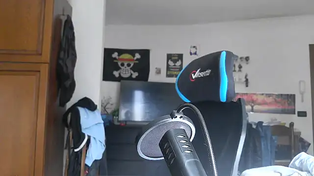 Snapshot of maestroboris95 chatting on 02.20.26 maestroboris95 online show from 02.20.26