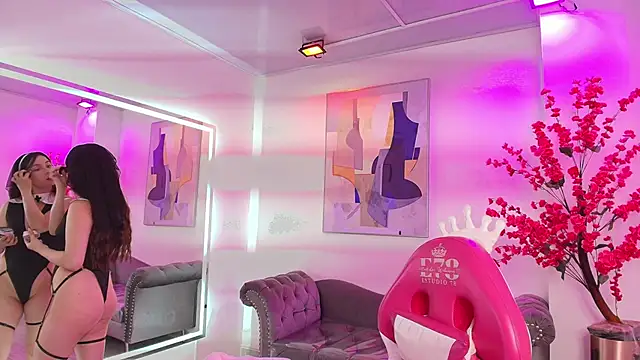 Chloe dolly online show from 04.09.26