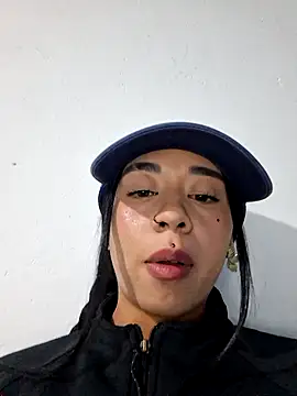 Zafira glow online show from 03.05.26