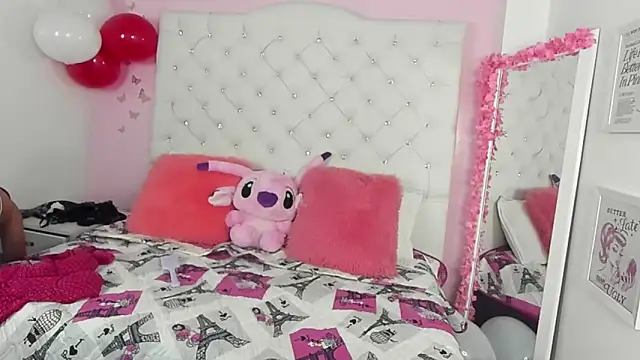 Snapshot of HeimySmith chatting on 02.19.26 HeimySmith online show from 02.19.26