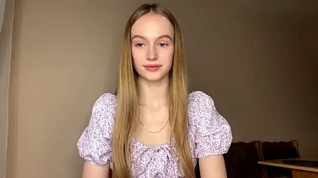 Snapshot of Viktoria_Vibes chatting on 02.14.26 Viktoria Vibes online show from 02.14.26