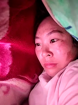 Snapshot of Yiyoongg chatting on 02.09.26 Yiyoongg online show from 02.09.26