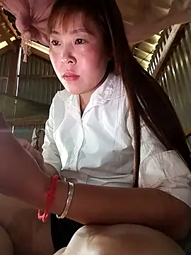 Yiyoongg online show from 03.30.26