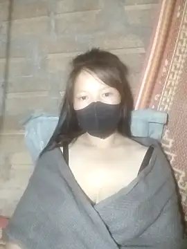 Snapshot of Yang-my- chatting on 02.15.26 Yang-my- online show from 02.15.26