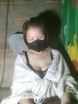 Snapshot of Yang-my- chatting on 02.28.26 Yang-my- online show from 02.28.26