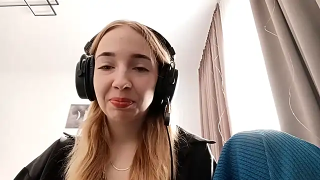 Snapshot of WackyNome chatting on 02.18.26 WackyNome online show from 02.18.26