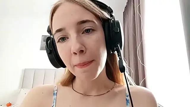 Snapshot of WackyNome chatting on 02.20.26 WackyNome online show from 02.20.26