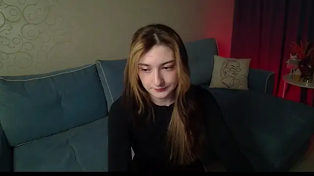 Snapshot of RosieGloom chatting on 02.15.26 RosieGloom online show from 02.15.26