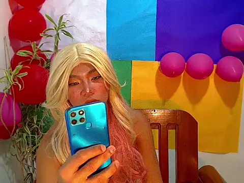 Snapshot of shopiaxox1 chatting on 02.19.26 shopiaxox1 online show from 02.19.26