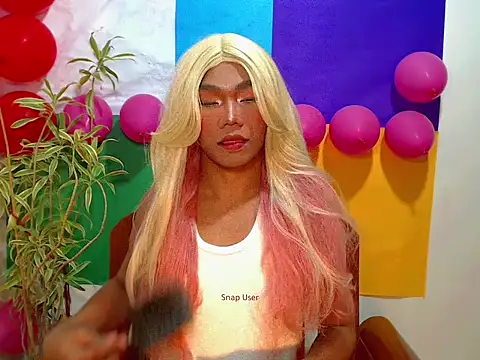 Snapshot of shopiaxox1 chatting on 02.21.26 shopiaxox1 online show from 02.21.26