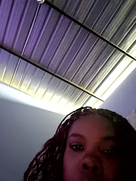 Snapshot of diablita48 chatting on 02.13.26 diablita48 online show from 02.13.26