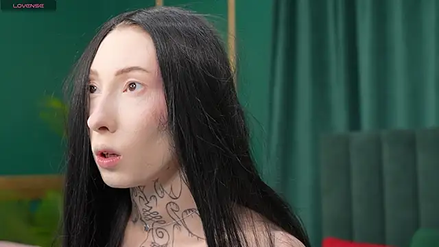 roxy morrison x online show from 06.01.26