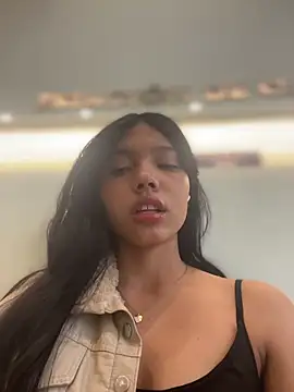 jadelaurent online show from 03.25.26