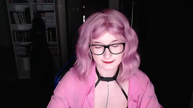 LunaXcherry online show from 03.06.26