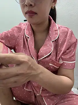 Snapshot of AYW-217 chatting on 05.31.26 AYW-217 online show from 05.31.26