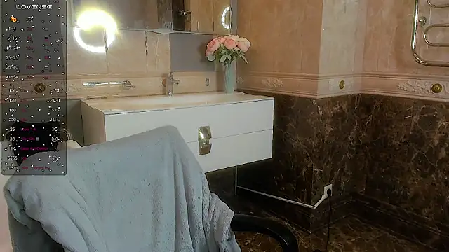 EmilyTrase online show from 04.01.26