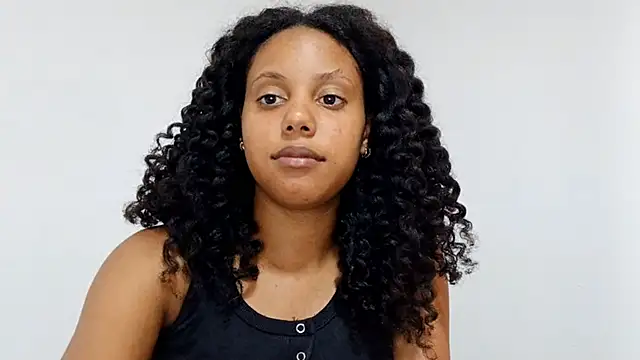 Snapshot of EsterSantopietro chatting on 02.18.26 EsterSantopietro online show from 02.18.26