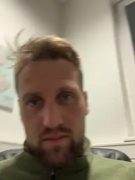 lovefuess online show from 02.11.26