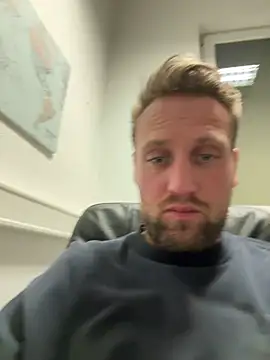 lovefuess online show from 02.18.26