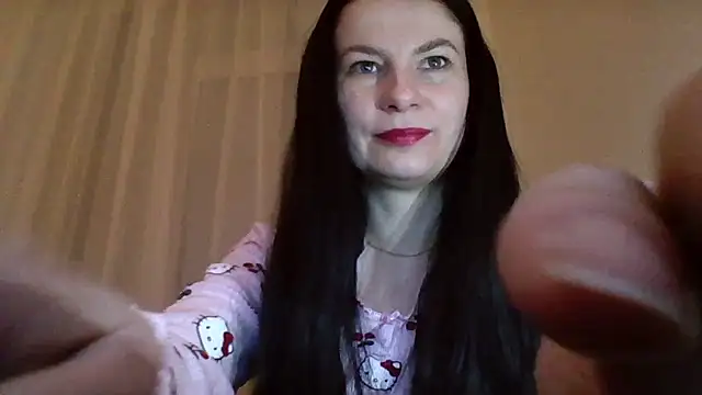 Clover Shine online show from 02.17.26