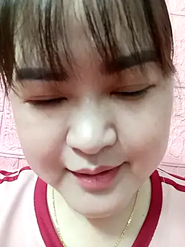 Snapshot of Kee-kimlee chatting on 02.27.26 Kee-kimlee online show from 02.27.26