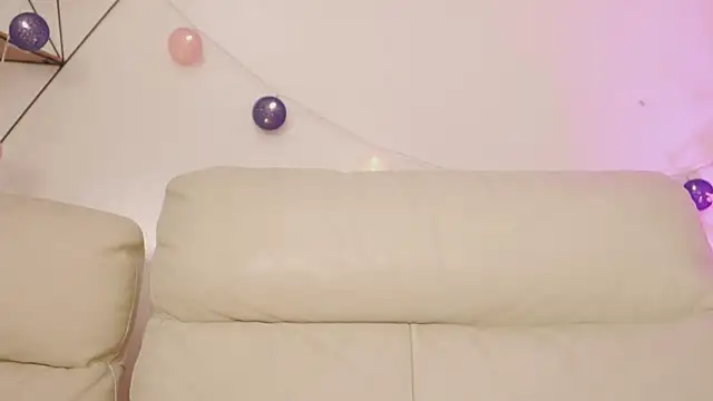 Snapshot of Shopie_Colucci chatting on 02.21.26 Shopie Colucci online show from 02.21.26