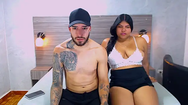 Snapshot of Paulina_And_Tayron chatting on 02.10.26 Paulina And Tayron online show from 02.10.26