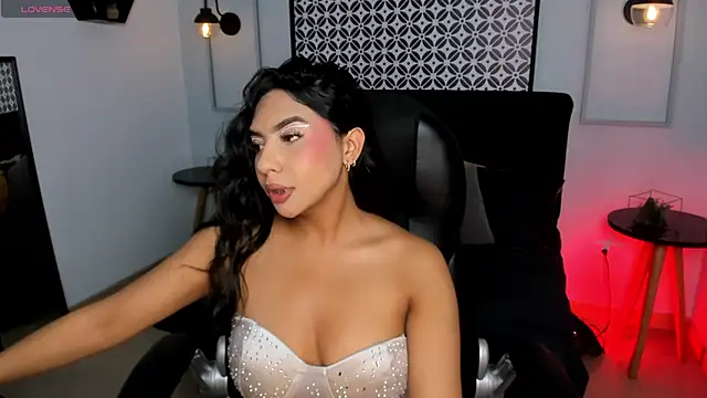 Lola 12  online show from 03.06.26