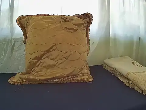 Snapshot of Tallgoddess chatting on 02.10.26 Tallgoddess online show from 02.10.26