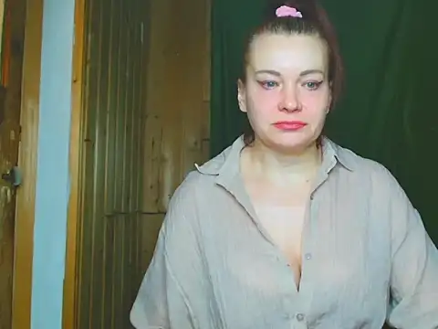 Snapshot of Milana9732 chatting on 02.28.26 Milana9732 online show from 02.28.26