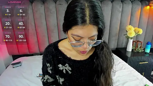 Lanadelrey 1 online show from 03.23.26