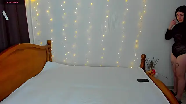 milanasky5 online show from 04.04.26