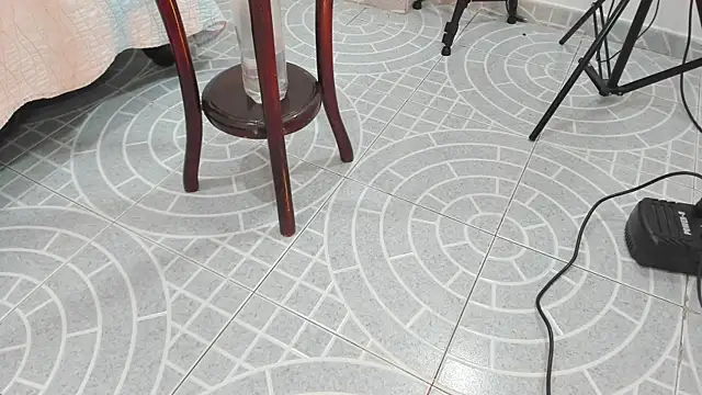 Faider Mons online show from 04.05.26