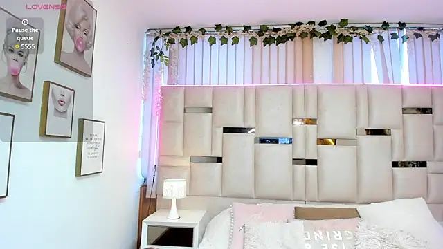 Maya-jhons online show from 02.10.26